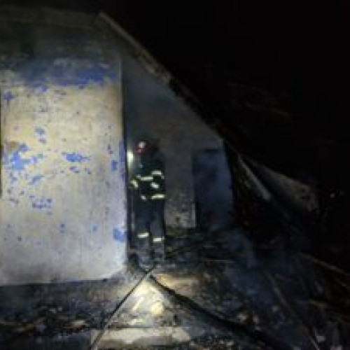 Incendiu fatal în Putureni: o femeie de 65 de ani a murit