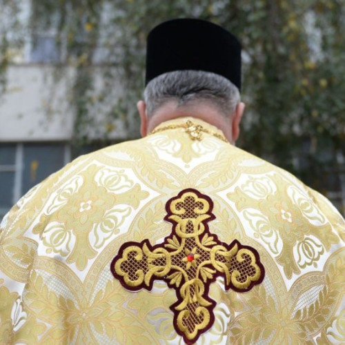 Concurs pentru post de preot coslujitor la Parohia &quot;Adormirea Maicii Domnului&quot; din Dorohoi
