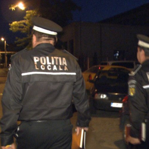 Doi tineri din Botoșani, amendați pentru comportament indecent