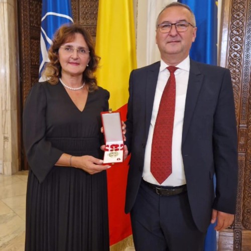 Colegiul Național &quot;A.T. Laurian&quot; Botoșani, distins cu Ordinul Meritul pentru Învațământ