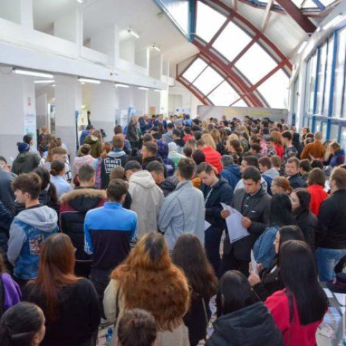Bursa locurilor de muncă pentru absolvenți, organizată de AJOFM Botoșani