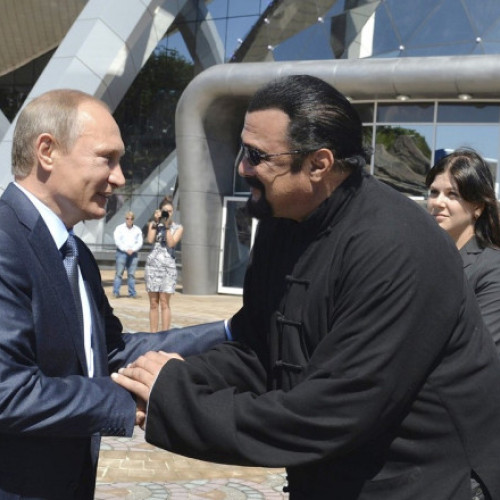 Steven Seagal, dispus să lupte pe frontul rus