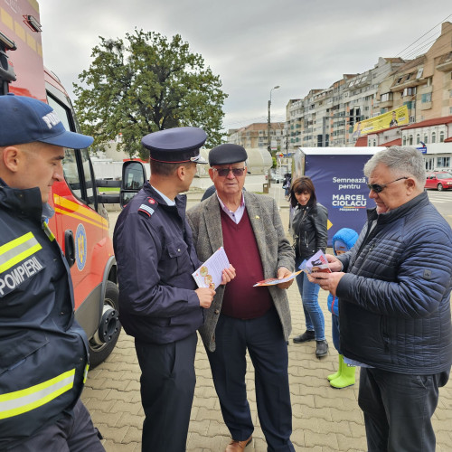 Pompierii botoșăneni promovează prevenția dezastrelor în Municipiul Botoșani și Dorohoi