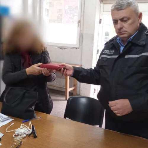 Două femei din Botoșani au fost salvate de la pierderea bunurilor personale