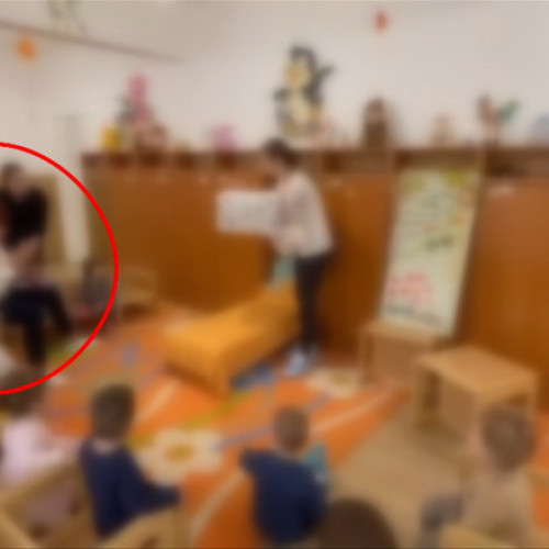 Imagini șocante dintr-o grădiniță din Brăila: o educatoare a lovit o fetiță de un an și opt luni