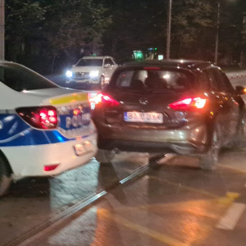 Accident rutier între două mașini, în Iași