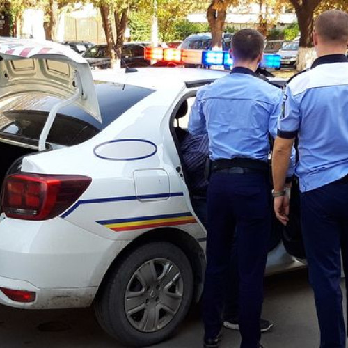 Femeie din Botoșani arestată pentru furturi din buzunare în zone publice