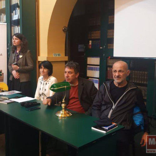 Lansare de carte la Biblioteca Județeană &quot;Mihai Eminescu&quot; Botoșani