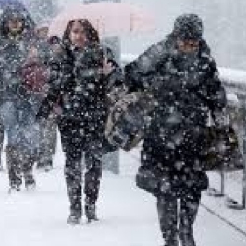Iarnă blândă anunțată de meteorologi, dar nu putem exclude ninsorile la munte în timpul sărbătorilor