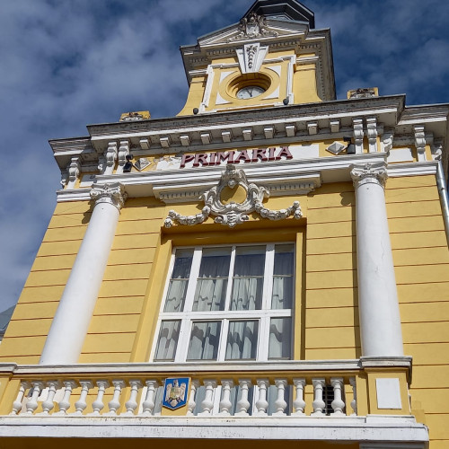 Primăria Botoșani anunță concurs pentru două posturi vacante la Direcția Impozite și Taxe