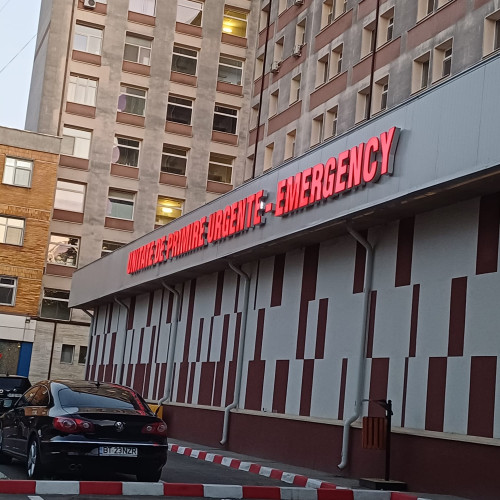 Populația din Botoșani sfătuită să evite aglomerarea UPU