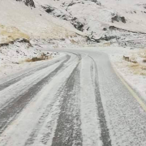 Circulația pe Transalpina se închide din cauza vremii nefavorabile