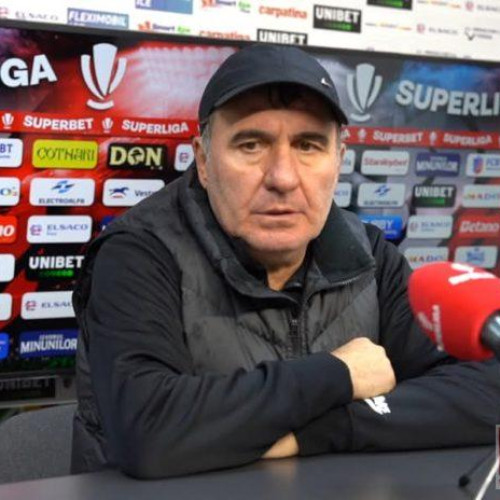 Gica Hagi, revoltat după meciul cu Botoșani: &quot;Trebuia să primim două penalty-uri&quot;