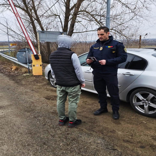 Cercetări în cazul unui bărbat cu permis de conducere fals la Punctul de Trecere a Frontierei Rădăuți-Prut