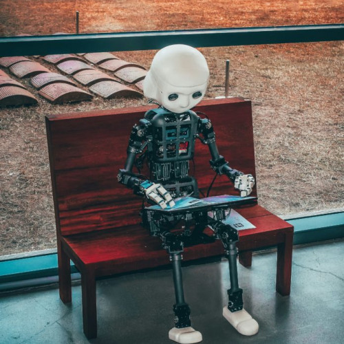 Discuții necesare cu copiii despre inteligența artificială și provocările internetului