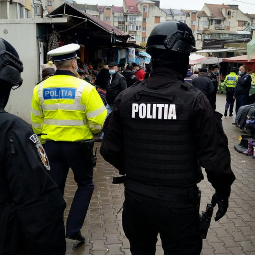 Tânăr din Botoșani, prins cu peste 50 de kilograme de articole pirotehnice