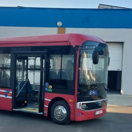 Gratuitate la transport pentru elevi și profesori în Flămânzi, Botoșani