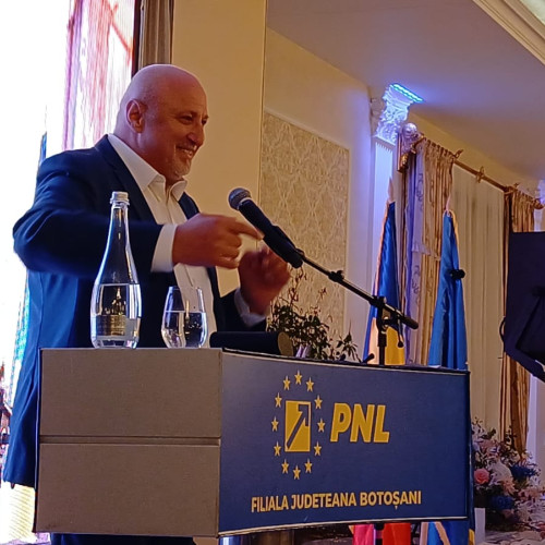 Costel Soptica, fost lider PNL Botoșani, angajat administrator public la Primăria Flămânzi