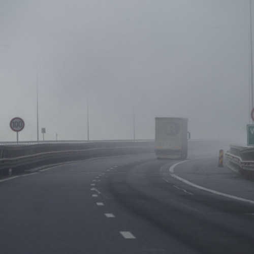 Drumuri din șase județe, Autostrada Soarelui și A3, afectate de ceaţă