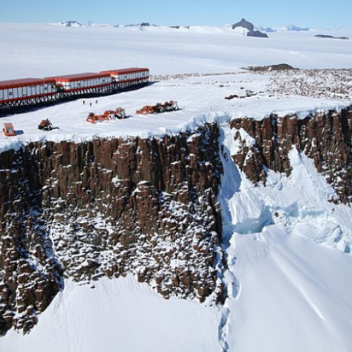 Tensiuni la o stație de cercetare din Antarctica, un membru acuzat de agresiune