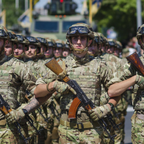 Kievul introduce stimulente pentru tinerii recruți în contextul războiului