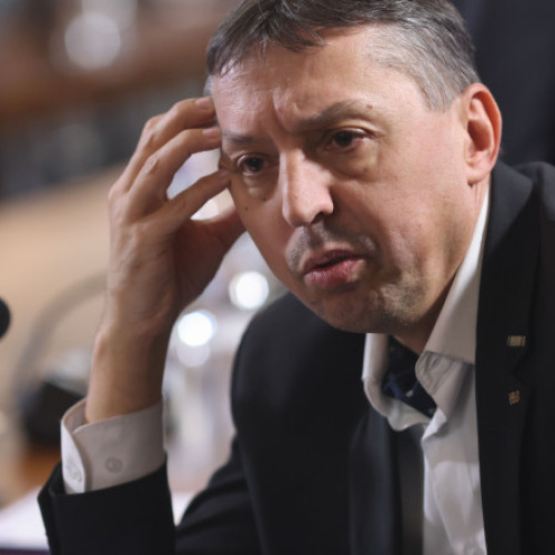 Ministrul educației, Daniel David, îngrijorat de absenteismul din sistemul educațional