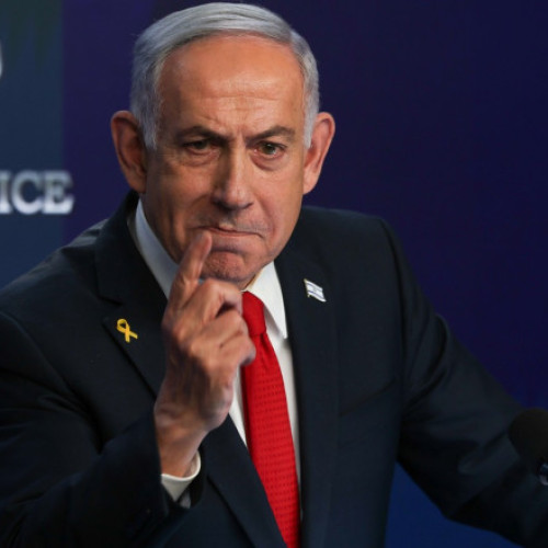 Opozitia israeliana intentioneaza sa solicite saptamana viitoare dizolvarea Parlamentului, ceea ce ar putea duce la organizarea de alegeri anticipate. Potrivit digi24.ro, liderii ultrareligiosi care sprijina Guvernul premierului Benjamin Netanyahu au indicat ca vor susține această propunere. Partidul Yesh Atid, condus de Yair Lapid, a anunțat pe rețelele sociale că va depune o astfel de solicitare în săptămâna următoare, iar Partidul Israel Beitenu, condus de Avigdor Liberman, a făcut același anunț, notează sursa menționată.