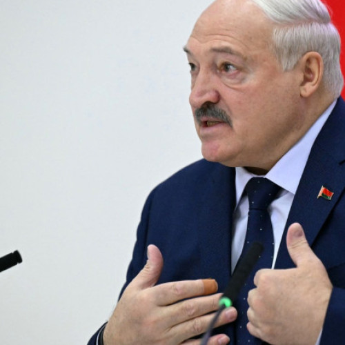 Keith Kellogg intenționează să se întâlnească cu președintele Belarus, Aleksandr Lukașenko, într-o vizită inedită în perioada următoare, au declarat pentru Reuters patru surse apropiate situației. Potrivit acestora, această vizită ar putea fi cel mai înalt oficial american care vizitează țara autoritară prietenă cu Vladimir Putin după mulți ani.