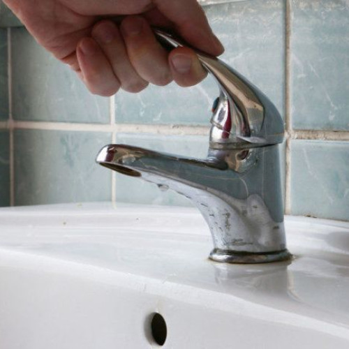Întrerupere temporară a furnizării apei în Botoșani din cauza unei avarii
