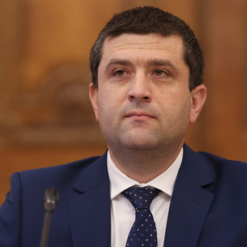 Ministrul Radu Miruţă, replică la criticile venite din PSD privind măsurile fiscale: Nu merge teatrul acesta la infinit