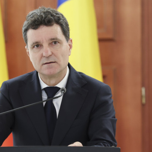 Câtă încredere mai au românii în Nicușor Dan și George Simion la aproape două luni de la alegeri. Ce politician le amenință poziția