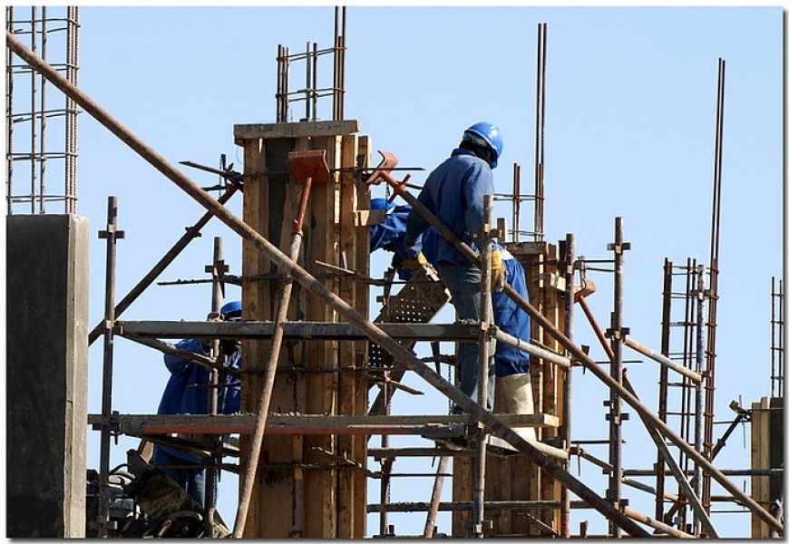Firma de construcții din Botoșani, condusă de un politician, își cere insolvența