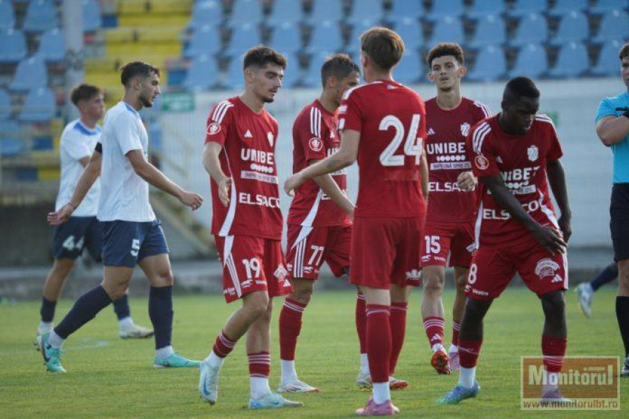 FC Botoșani a câștigat partida amicală jucată pe stadionul "Municipal" împotriva echipei Bucovina Rădăuți, cu scorul de 6-0. În ciuda diferenței evidente, formația divizionară C a dat totuși o replică bună, însă nu a reușit să pună probleme echipei gazdă.