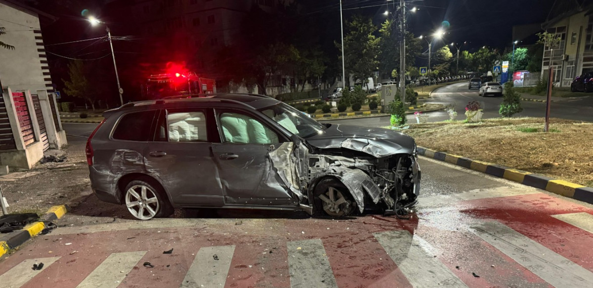 Accident rutier la Botoșani, pe strada Octav Onicescu, la intersecția cu Împărat Traian