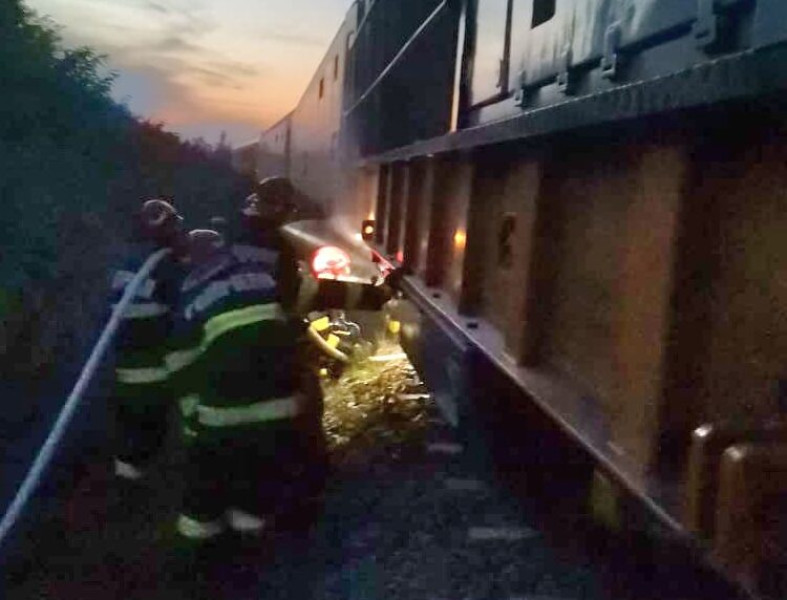 Incendiu la locomotiva unui tren pe ruta Suceava – Botoșani, în zona Leorda