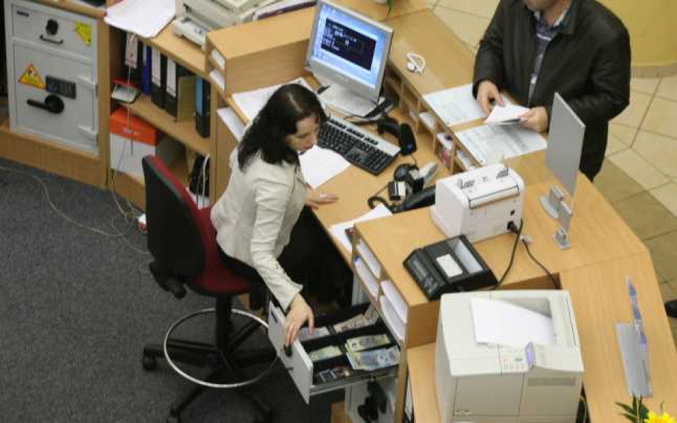 Bolojan propune reduceri de posturi în administrația botoșăneană