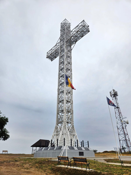 Cea mai mare cruce din Botoșani va fi sfințită de mitropolitul Moldovei și Bucovinei