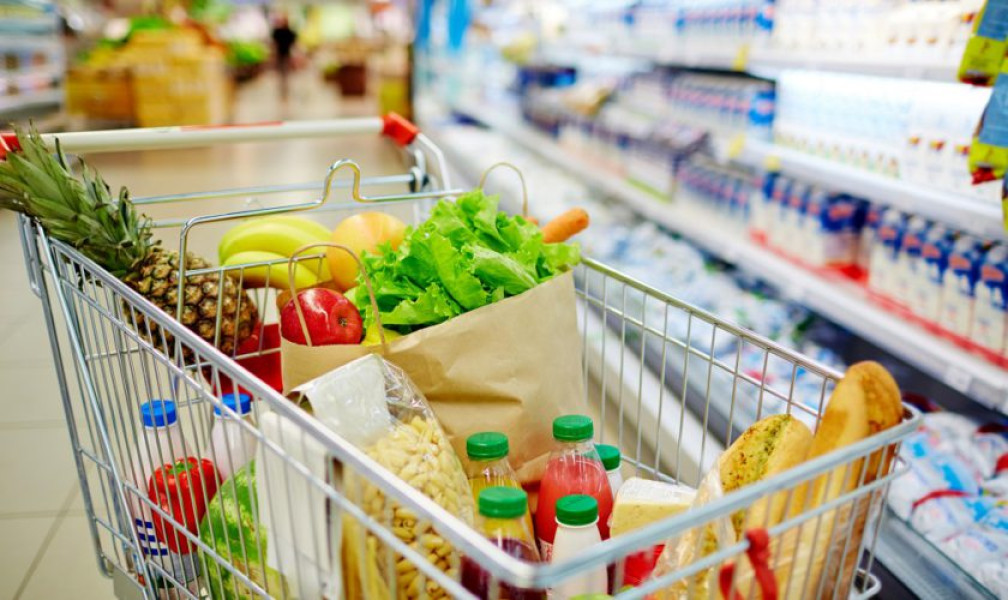 Alimente mai scumpe de la 1 octombrie. Plafonarea adaosului comercial nu va fi prelungită