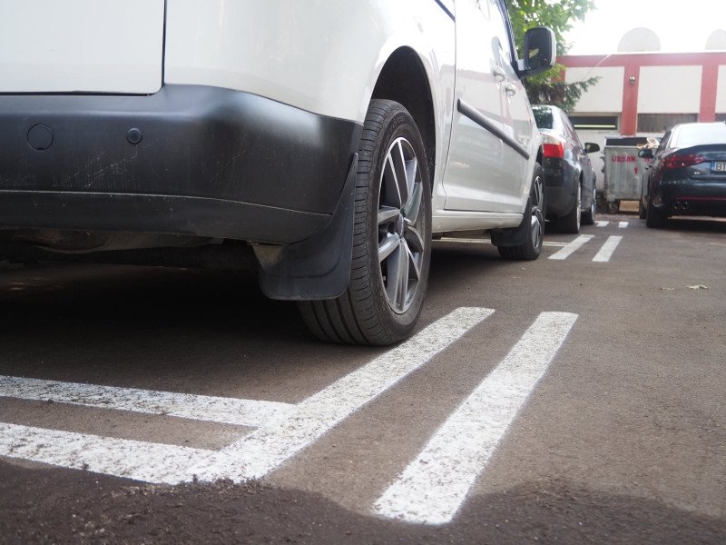 Tarife majorate pentru parcările din municipiul Botoșani din octombrie