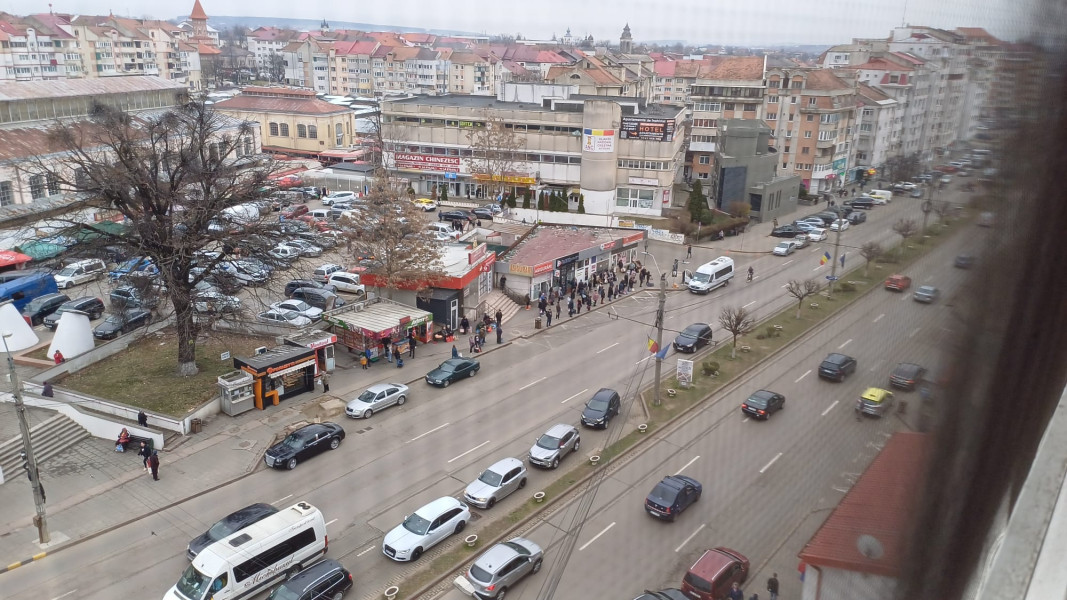 Șoferii din Botoșani pierd anual aproape șapte zile din cauza traficului aglomerat