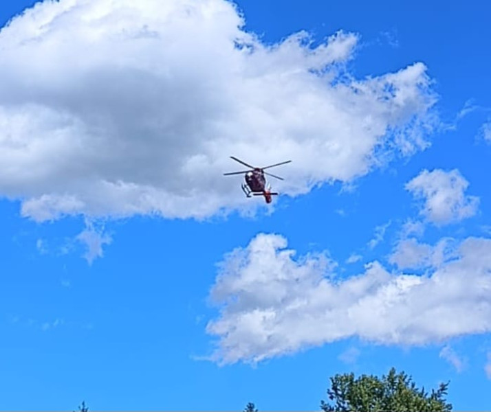Elicopter SMURD intervine la Botoșani pentru a transporta un bărbat cu infarct