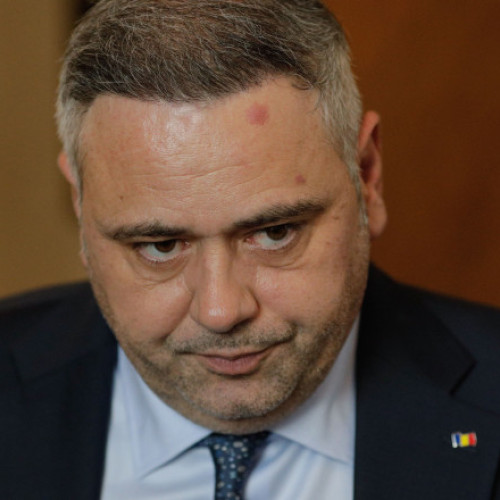 Florin Barbu pretinde că nu l-a demis pe șeful APIA pentru afacerile familiei Stănescu. "Era incompetent" despre decizia de eliberare din funcție a directorului general Ionuț Lupu.