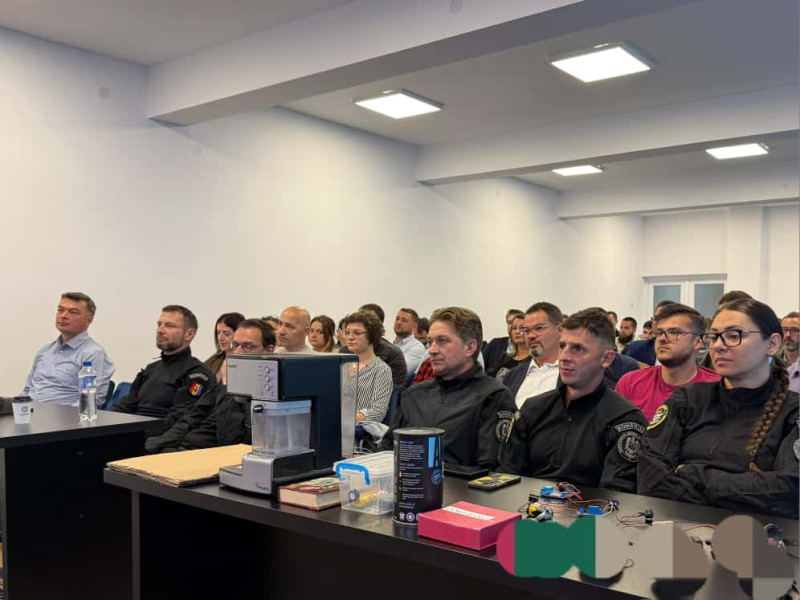 Poliția Botoșani organizează un stagiu de pregătire pentru neutralizarea dispozitivelor explozive