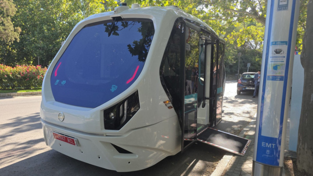 Madrid a lansat primul autobuz electric autonom construit în Spania