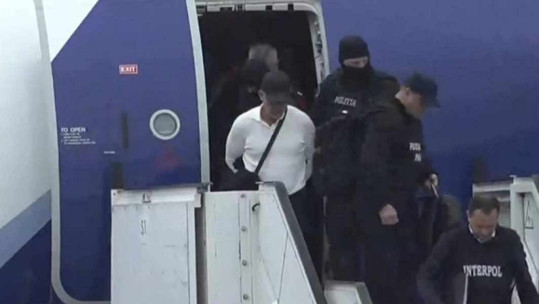 Vladimir Plahotniuc adus la Chișinău după extrădarea din Grecia