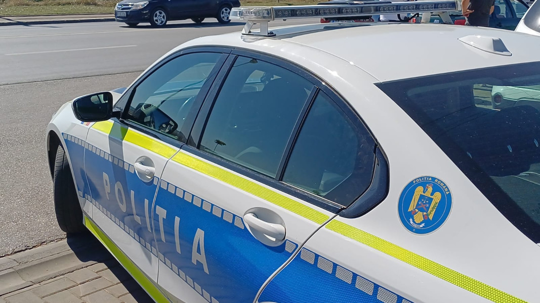 Bărbat din Dorohoi reținut pentru conducere fără permis și mașină neînmatriculată