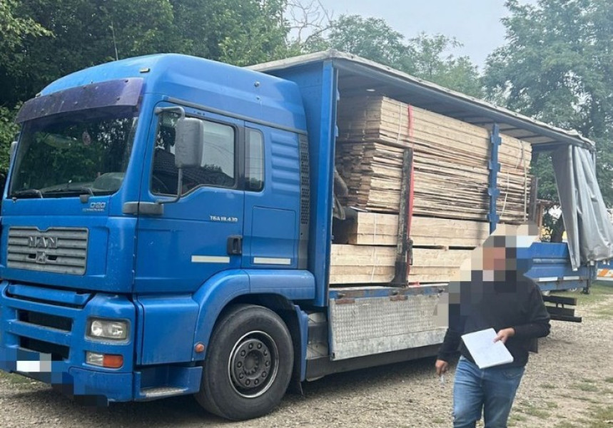 Tânăr din Suceava prins în Cătămărești-Deal cu lemn transportat ilegal
