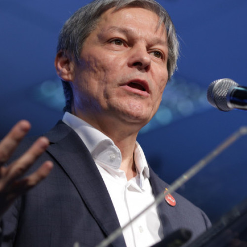 Cioloș îndeamnă la alianță a dreptei pentru alegerile prezidențiale, în timp ce Drulă și Orban sunt provocați pentru candidatură.