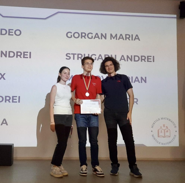 Tânărul botoșănean Adrian Ștefan Morcov a câștigat bronzul la concursul Mințile matematice