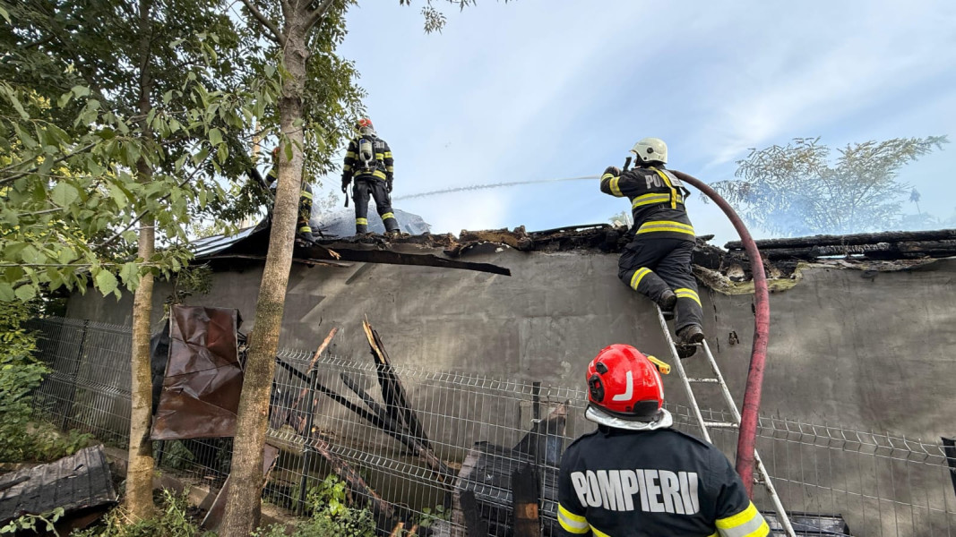 Incendiu în Santa Mare după ce un aragaz a fost lăsat nesupravegheat